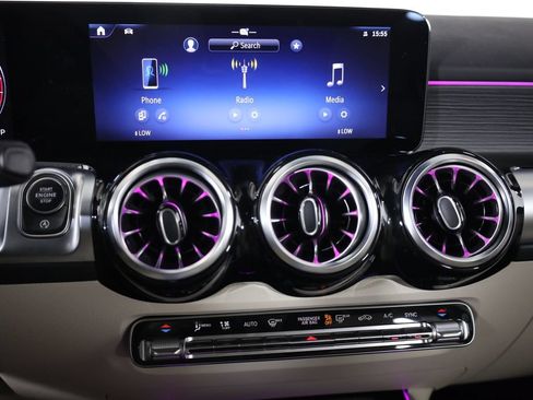 Certified 2026 Mercedes-Benz GLB 250 4MATIC image 25