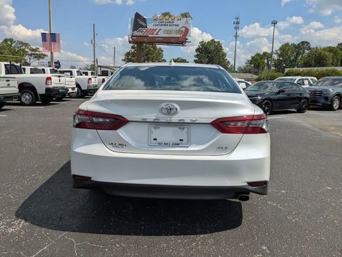 Used 2023 Toyota Camry XLE image 4