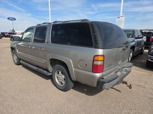 Used 2001 Chevrolet Suburban LT w/ LT Preferred Equipment Group image 3