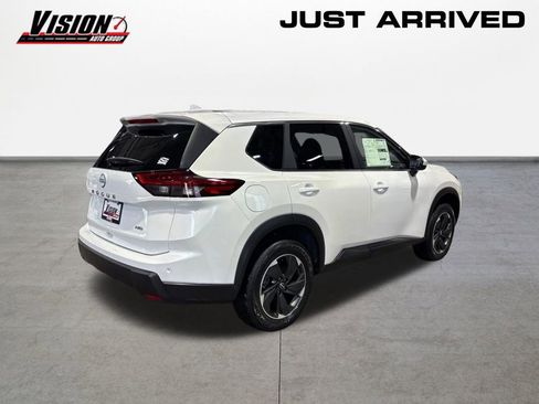 New 2026 Nissan Rogue SV image 5