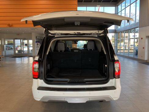 Used 2021 Ford Expedition Max Platinum image 35