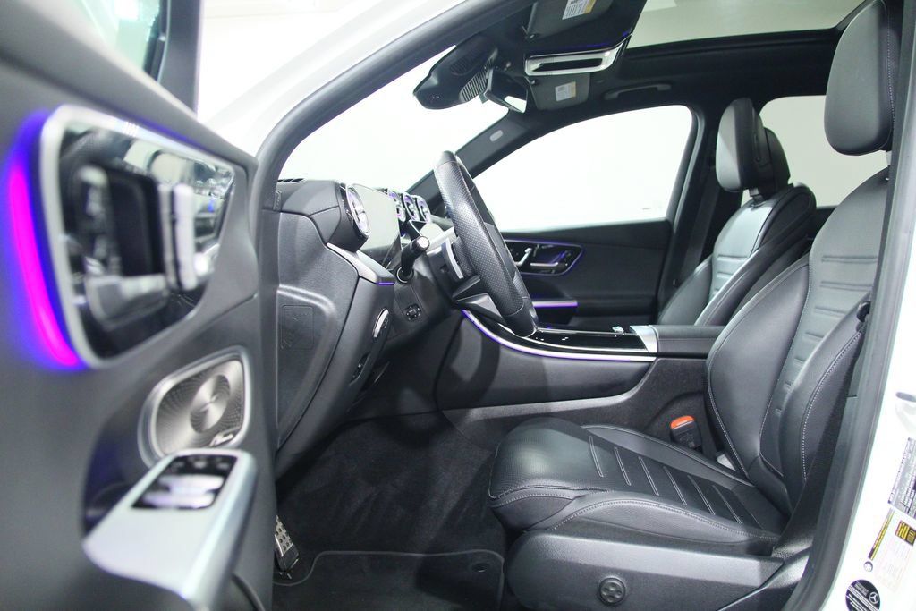 Certified 2025 Mercedes-Benz GLC 350e 4MATIC image 5