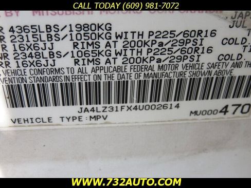 Used 2004 Mitsubishi Outlander LS image 33