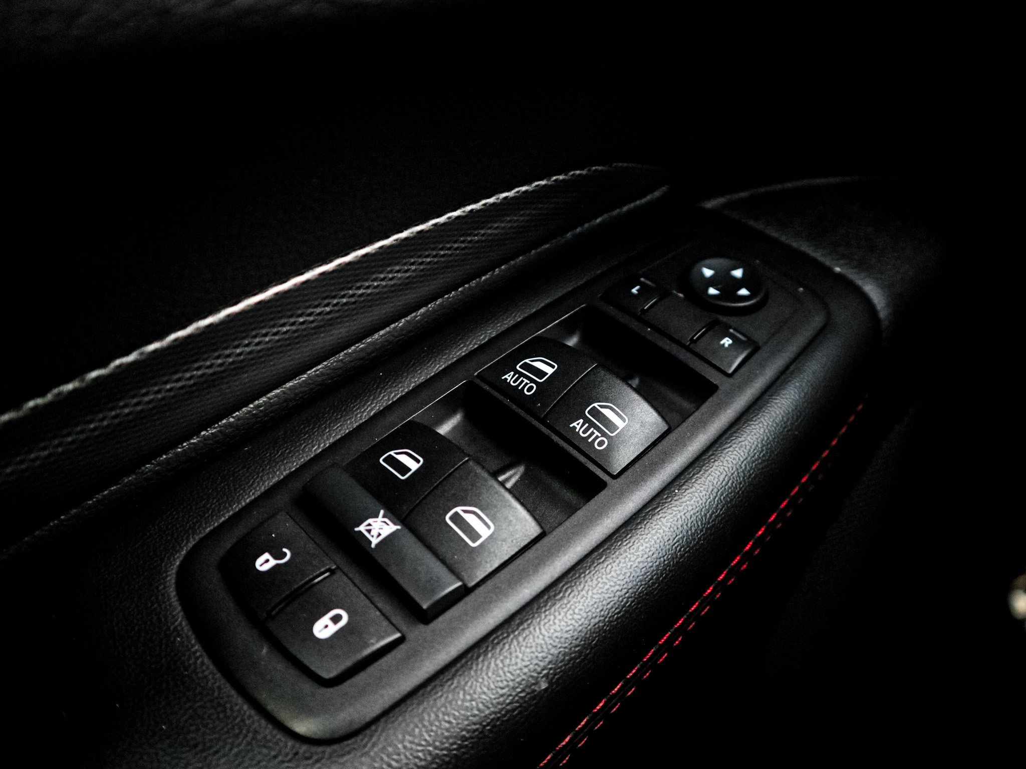 Used 2025 Dodge Durango GT RWD image 14