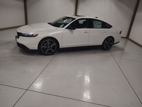 New 2026 Honda Accord SE image 4