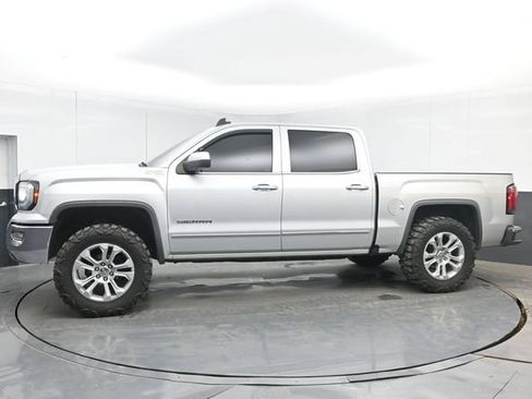 Used 2018 GMC Sierra 1500 SLT w/ SLT Premium Package AWD/4WD image 11
