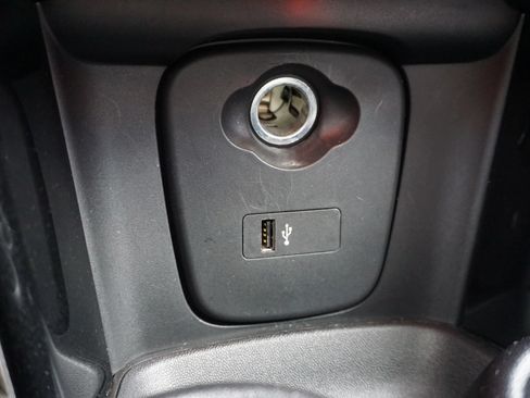 Used 2019 MINI Cooper S FWD image 29