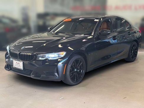 Used 2022 BMW 330i xDrive Sedan w/ Driving Assistance Package AWD/4WD image 3