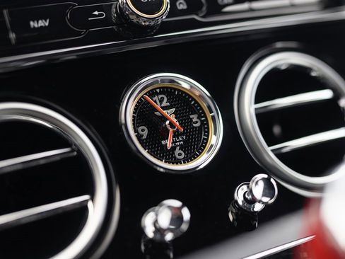 Used 2024 Bentley Continental GT image 44