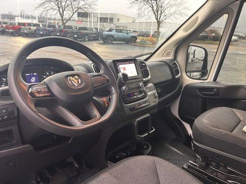 Used 2022 RAM ProMaster 3500 w/ Driver Convenience Group image 10