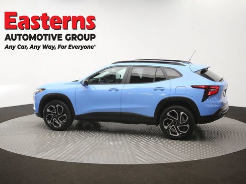 Used 2024 Chevrolet Trax RS w/ Driver Confidence Package FWD image 61
