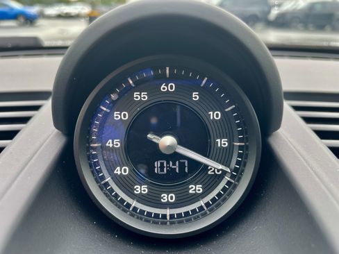 Used 2024 Porsche 911 Carrera 4 image 38