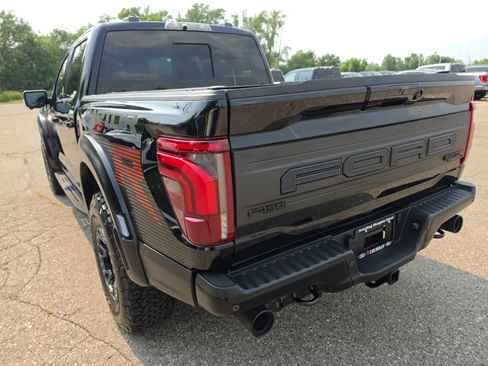 Used 2025 Ford F150 Raptor w/ Equipment Group 803A Raptor R AWD/4WD image 9