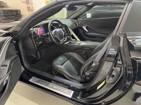 Used 2016 Chevrolet Corvette Z06 w/ Battery Protection Package RWD image 6