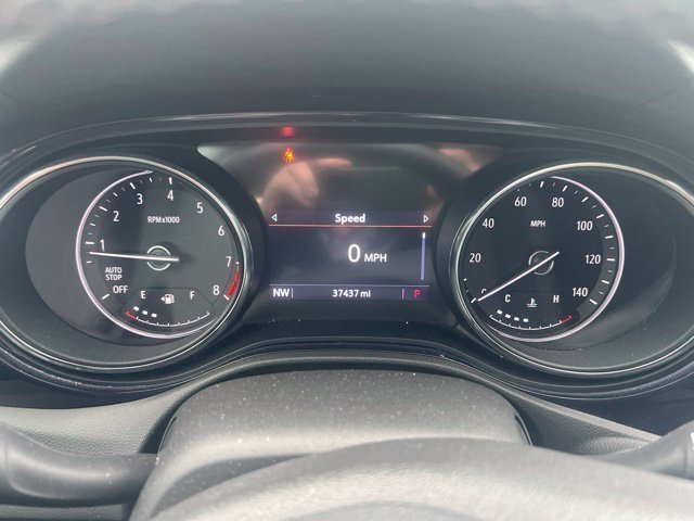 Used 2023 Buick Encore GX Select w/ Sport Touring Package FWD image 30
