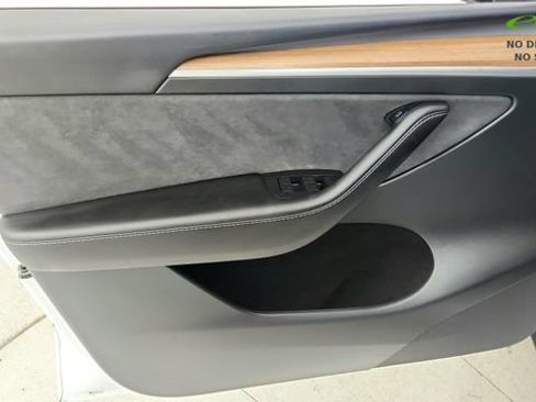 Used 2023 Tesla Model Y Performance AWD/4WD image 48