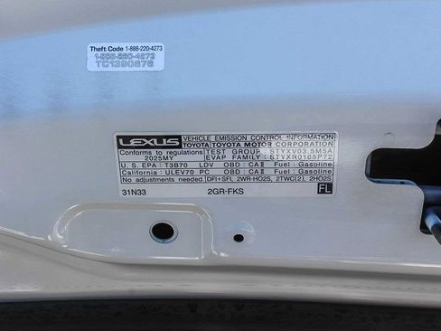 Used 2025 Lexus IS 350 F Sport RWD image 37