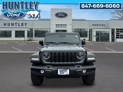 Used 2025 Jeep Wrangler Unlimited Sport S 4xe w/ Convenience Group AWD/4WD image 3