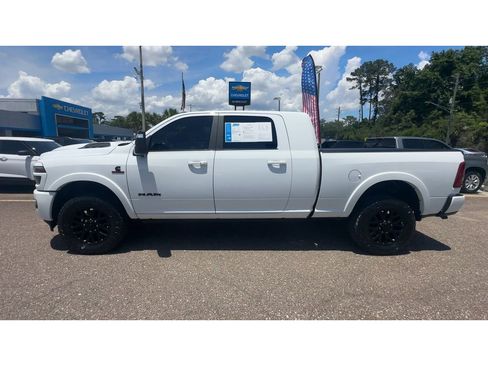 Used 2025 RAM 2500 Limited AWD/4WD image 5