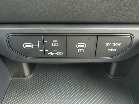 New 2025 Kia K4 LXS image 18