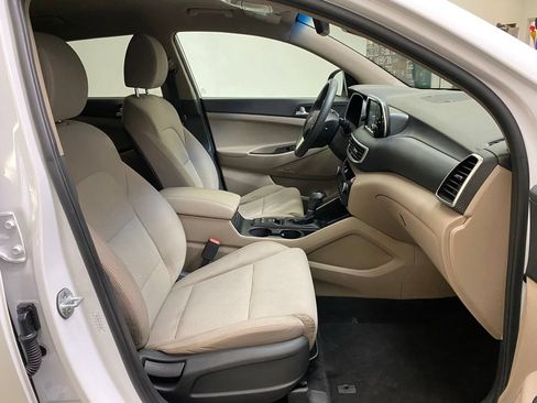 Used 2019 Hyundai Tucson Sport FWD image 9
