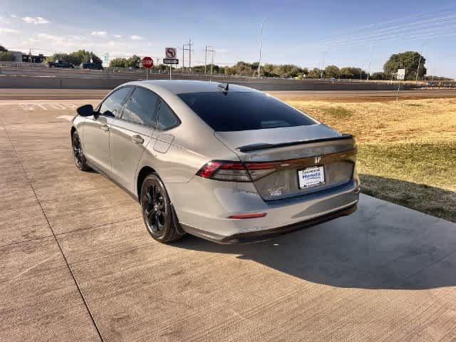 Certified 2025 Honda Accord SE image 5
