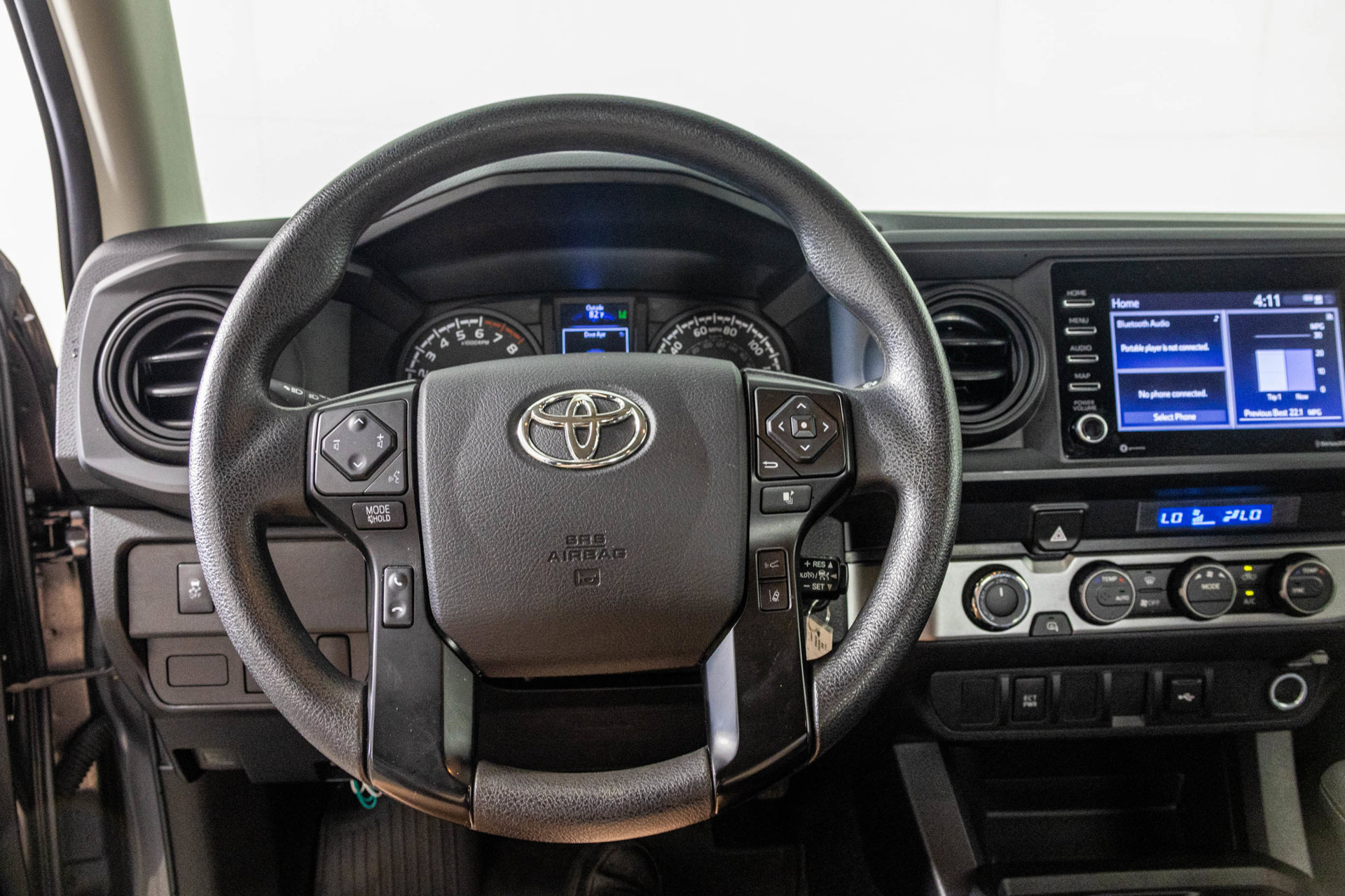 Used 2022 Toyota Tacoma SR w/ SX Package AWD/4WD image 27
