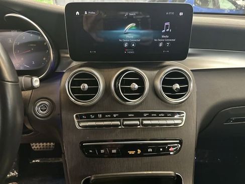 Used 2022 Mercedes-Benz GLC 300 4MATIC image 16