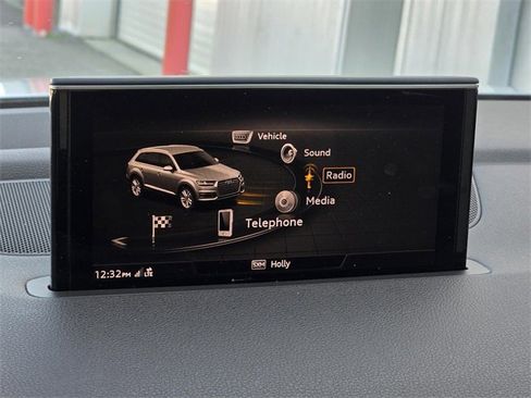 Used 2018 Audi Q7 3.0T Prestige image 24