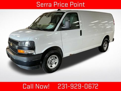 Used 2019 Chevrolet Express 2500 w/ Driver Convenience Package RWD image 1