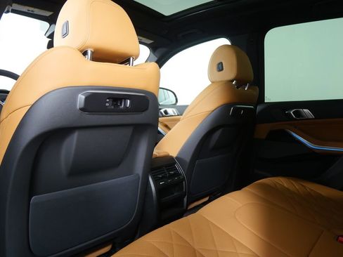 Used 2026 BMW X5 sDrive40i image 19