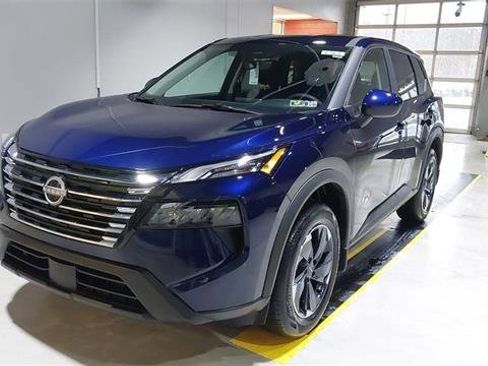 Used 2026 Nissan Rogue SV w/ Cold Weather Package AWD/4WD image 18