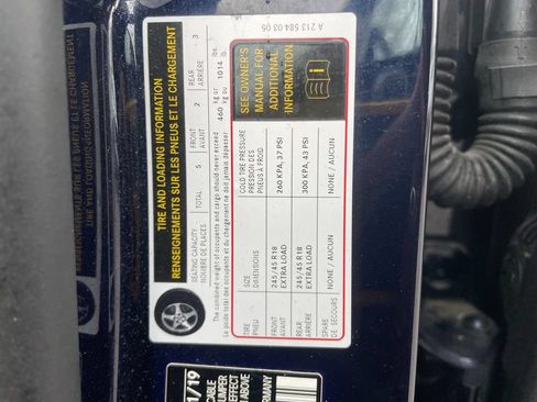 Used 2019 Mercedes-Benz E 300 4MATIC image 33