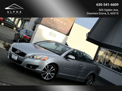 Used 2011 Volvo C70 T5 w/ Convenience Pkg image 1