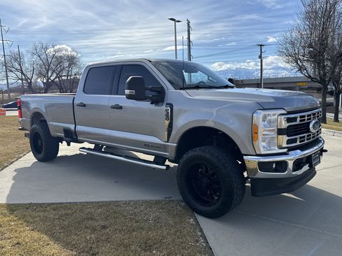 Used 2023 Ford F350 XLT w/ 360-Degree Camera Package image 7