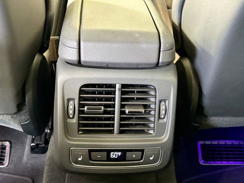 Used 2023 Audi e-tron GT Prestige w/ Prestige Package image 23