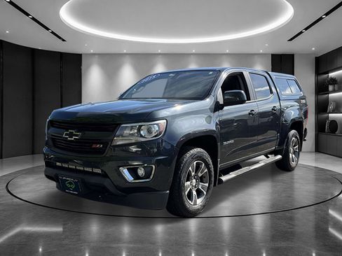Used 2018 Chevrolet Colorado Z71 AWD/4WD image 1