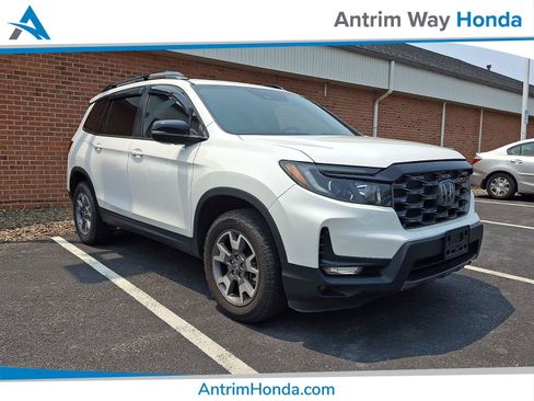Used 2023 Honda Passport TrailSport image 1