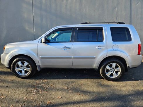 Used 2010 Honda Pilot EX-L image 2