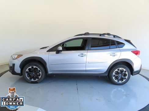 Used 2023 Subaru Crosstrek 2.0i Premium image 7