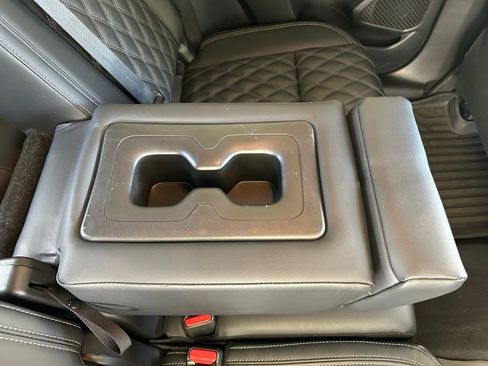 Used 2024 Mitsubishi Outlander SEL FWD image 28