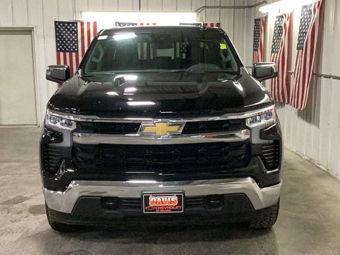 New 2025 Chevrolet Silverado 1500 LT image 16