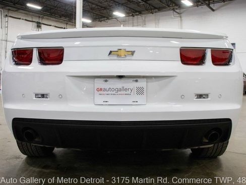 Used 2013 Chevrolet Camaro LT RWD image 7