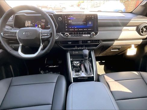 New 2026 Chevrolet Colorado Trail Boss AWD/4WD image 5