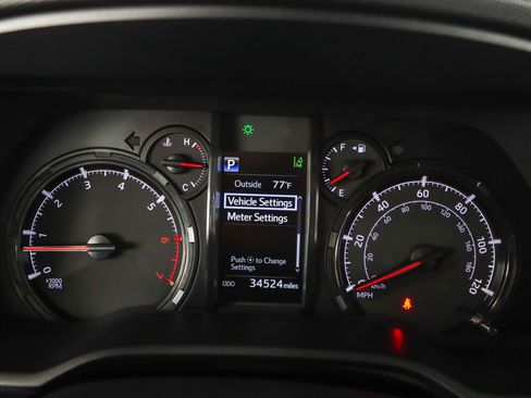 Used 2023 Toyota 4Runner SR5 Premium w/ Moonroof Package image 16