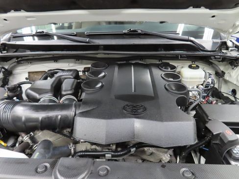 Used 2019 Toyota 4Runner Limited image 22