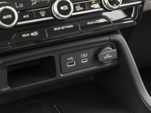 Used 2025 Honda Pilot EX-L image 39