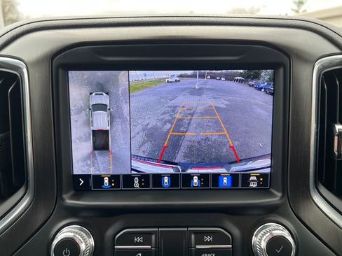 Used 2022 GMC Sierra 2500 AT4 w/ AT4 Preferred Package image 24