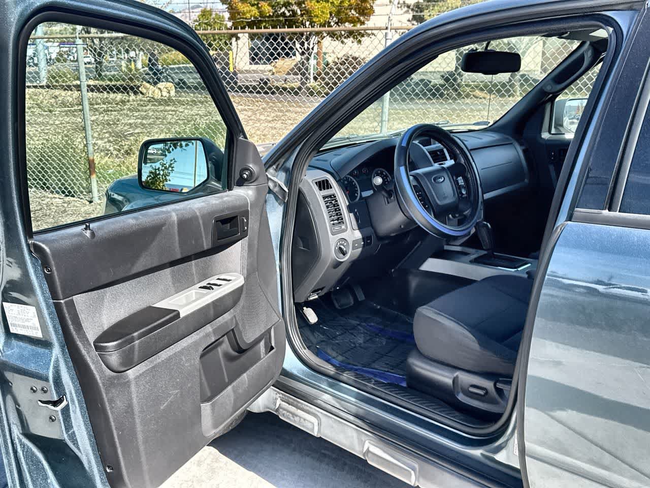 Used 2012 Ford Escape XLT AWD/4WD image 10