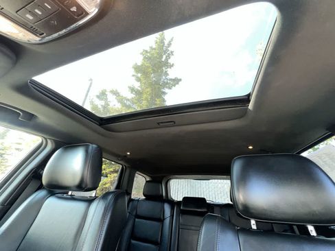 Used 2019 Jeep Grand Cherokee Limited AWD/4WD image 22